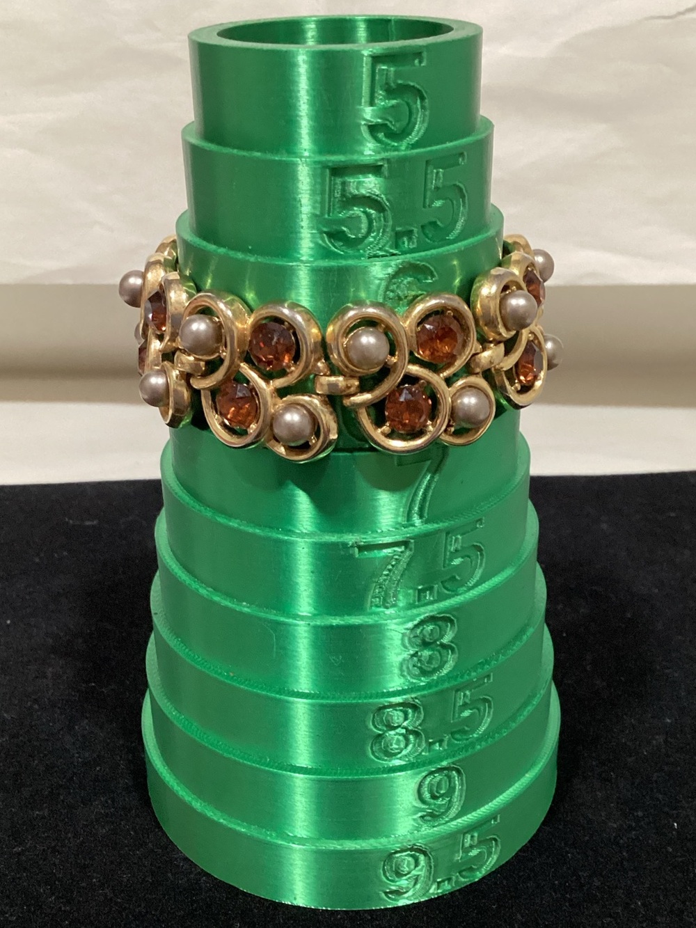 Trifari Gold-Tone Bracelet with Brown Crystals and Pearlescent Beads